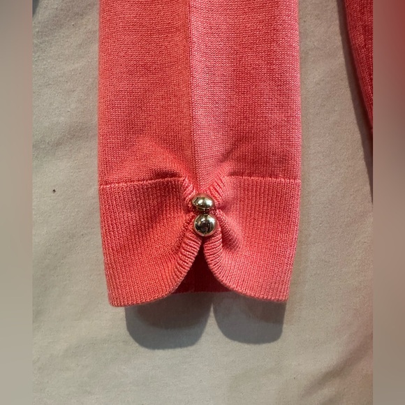 NWT - White House Black Market Knit Button Down (Snaps) Top - Size Medium - Picture 3 of 6